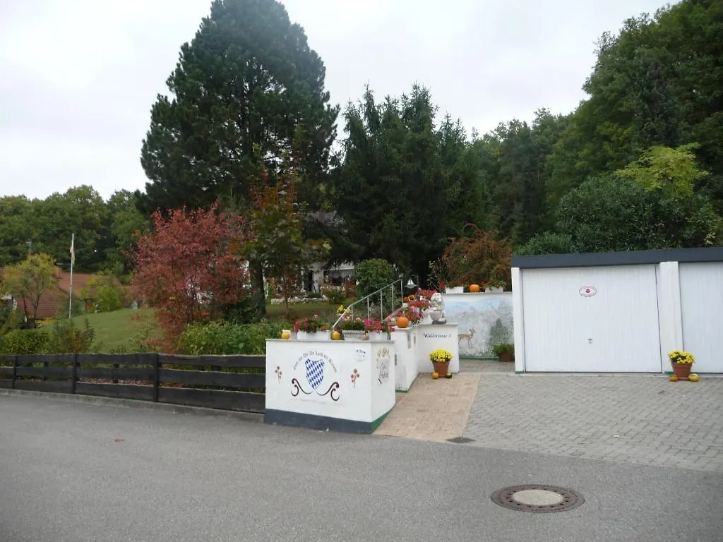 利特曾多夫 Landhaus Hubertus旅馆